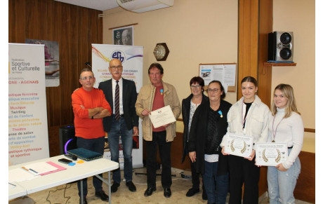 Bergerac : remise de médailles et de trophées du  bénévolat