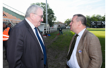 Bergerac : L'équipe de France Féminine militaire de rugby championne du monde !
